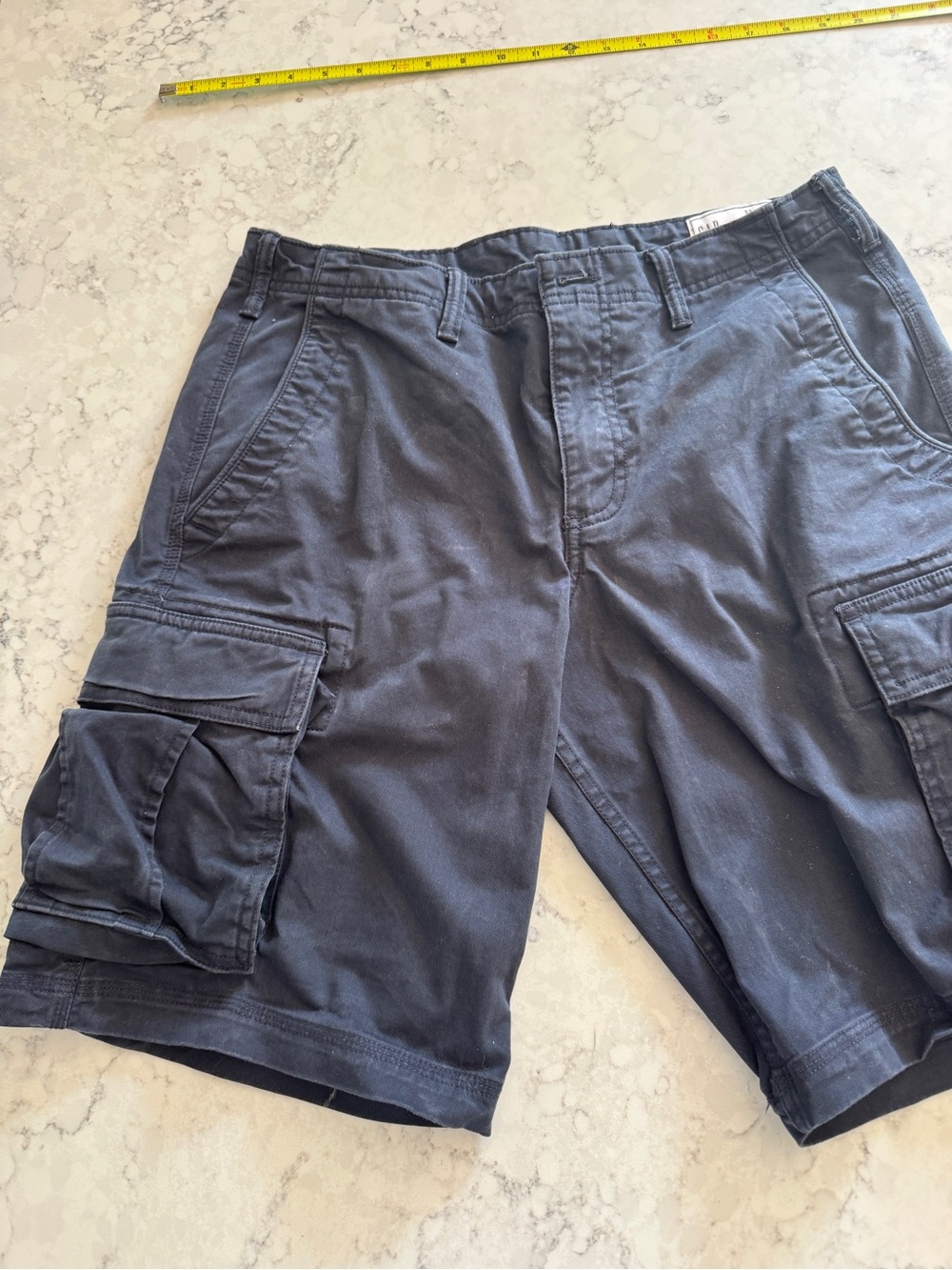 Gap Men's 11 inch Cargo  Shorts waist 32  - Dark Navy